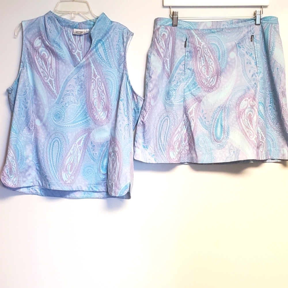 Vintage Tail  Blue and Purple Paisley Print 2 Pc. Golf Skort Set Large
